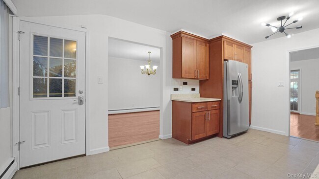 Building Photo - 22 Marshall Ln