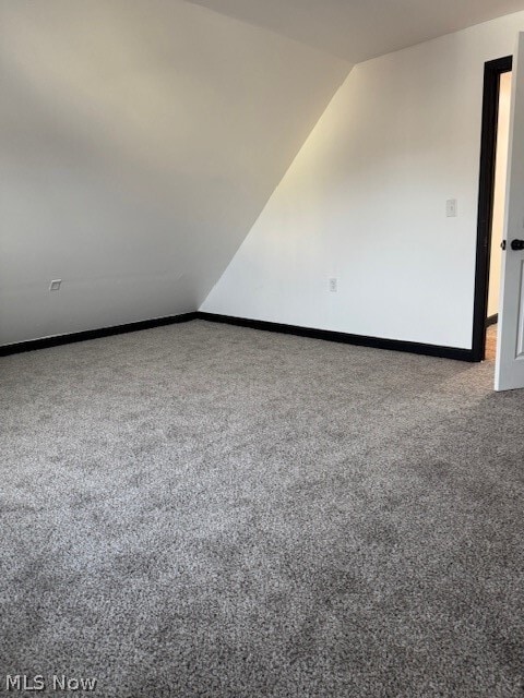 Building Photo - 12001 Oakview Ave