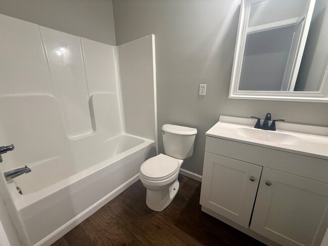 Building Photo - 48 Seibold Rd