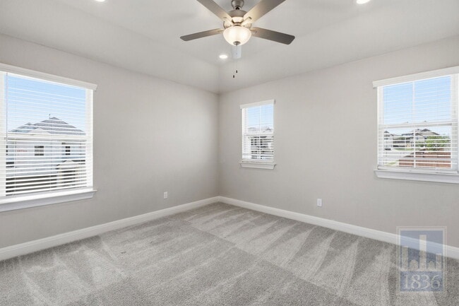 Building Photo - 555 Purple Heart Dr