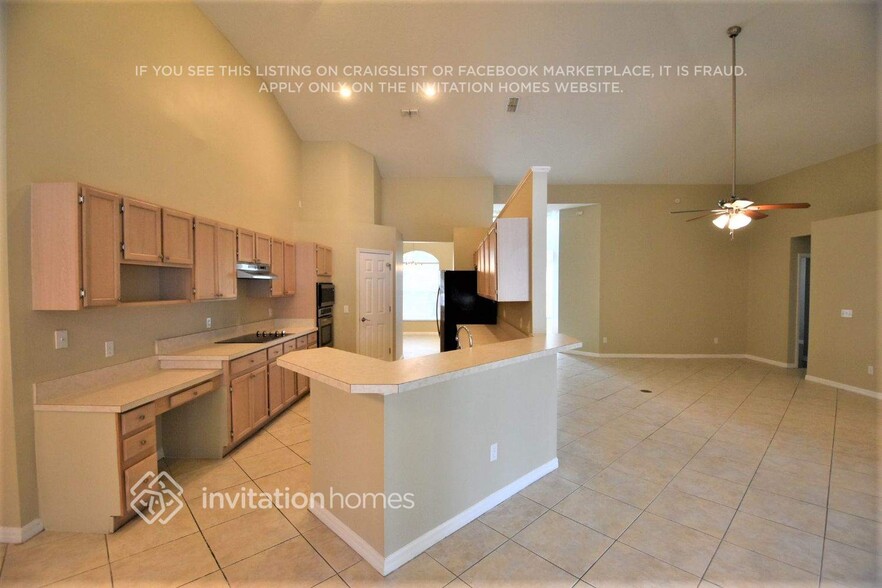 Building Photo - 371 Lynbrooke Ln