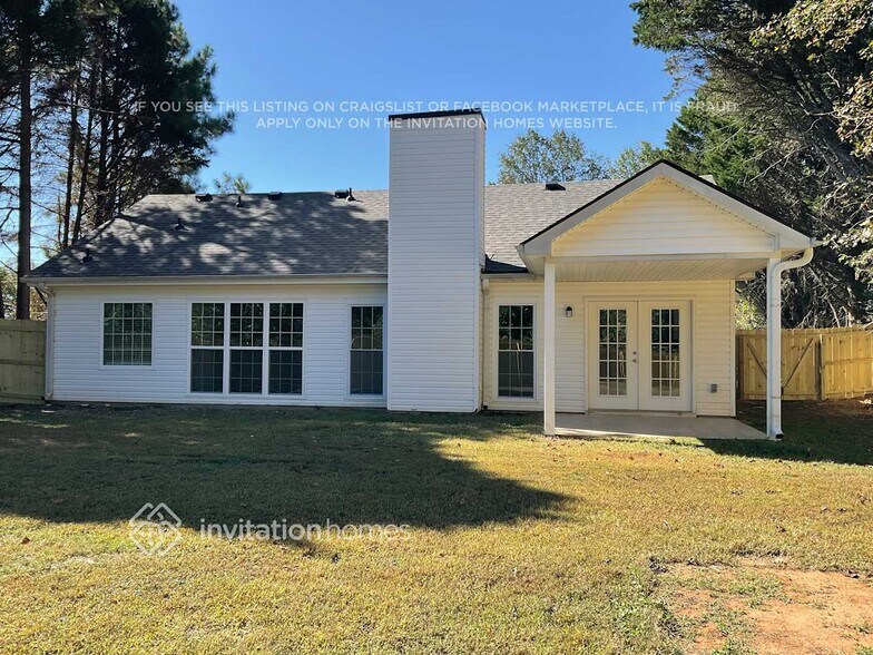 Building Photo - 3746 Legacy Walk Dr