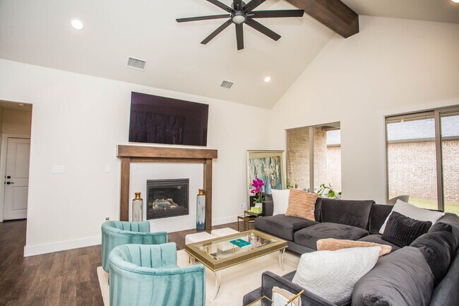 Building Photo - Luxurious home in Lubbock-Cooper ISD!