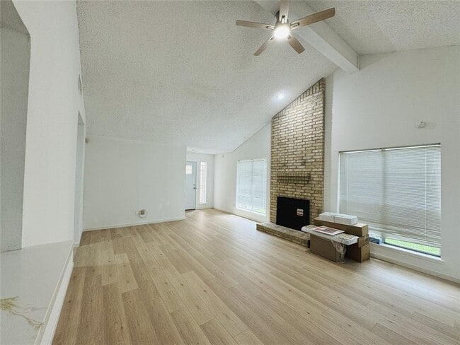 Building Photo - 2906 Shadow Trail Dr