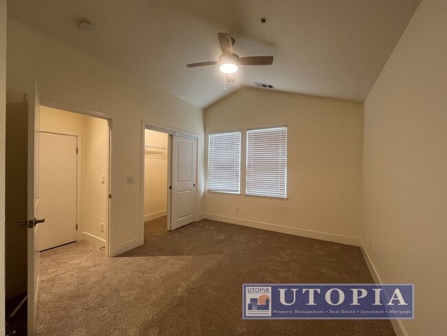 Building Photo - 105 Jacobs Ln