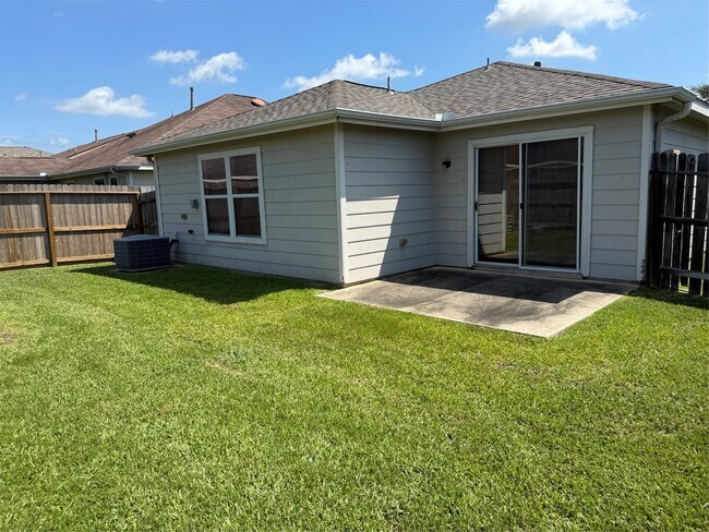 Building Photo - 29225 Legends Valley Dr