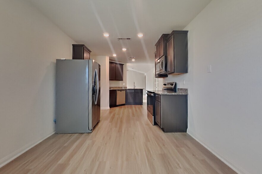 Building Photo - 1110 Rare Fancy Dr