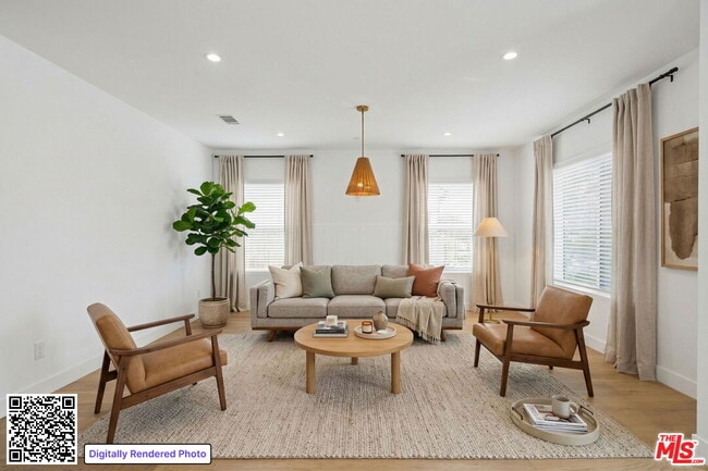 Building Photo - 7832 Croydon Ave