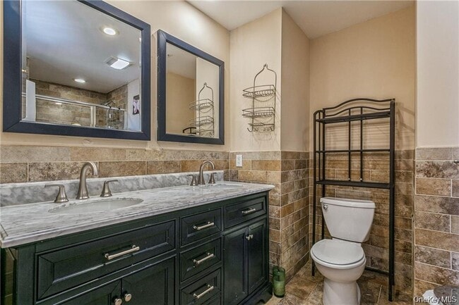 Building Photo - 39 Croydon Rd