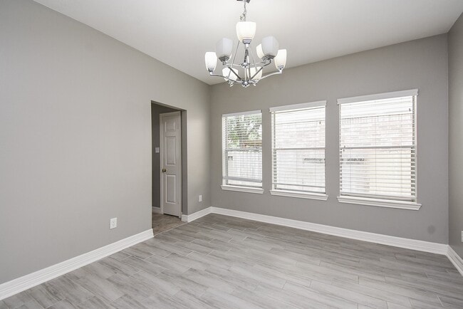 Building Photo - 4706 Torrington Ct