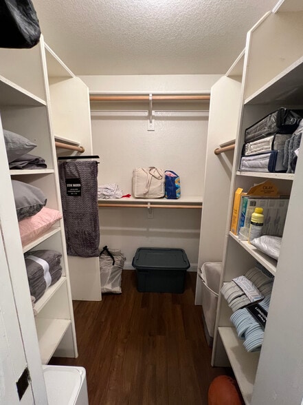 Master closet - 1324 W 13th St