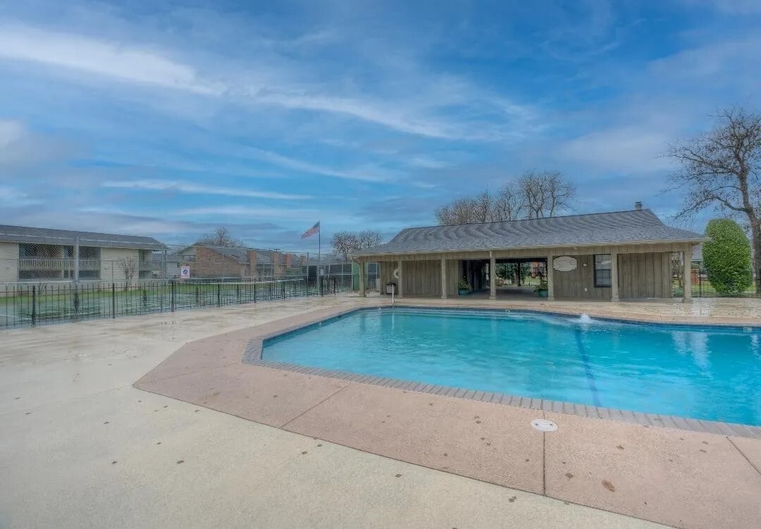 Building Photo - 3636 Greenacres Place Dr