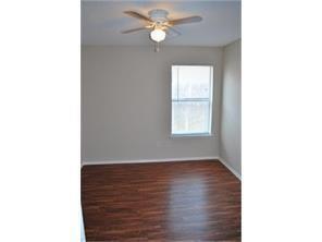 Building Photo - 325 Angelina Dr