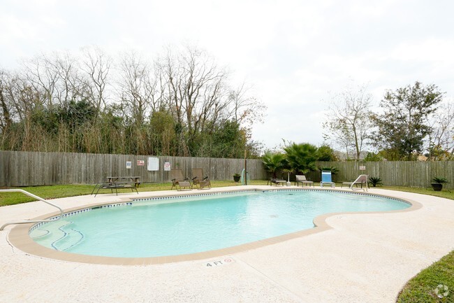 Pool - Buena Vista Townhomes