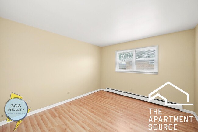 Building Photo - 1213 34th Ave