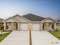 Building Photo - 5101 Rose Petal Ct