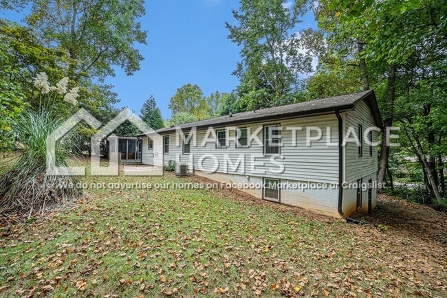 Building Photo - 3456 White Oak Ct