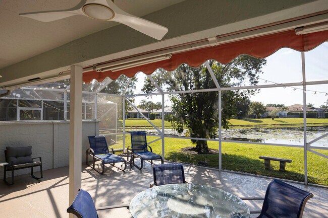 Building Photo - 1605 S Club Dr