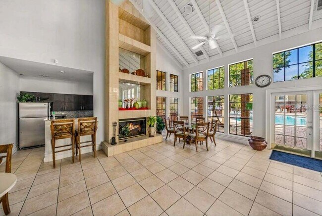 Building Photo - 8742 Mallard Reserve Dr
