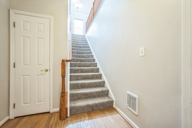 Building Photo - 4647 Red Admiral Way