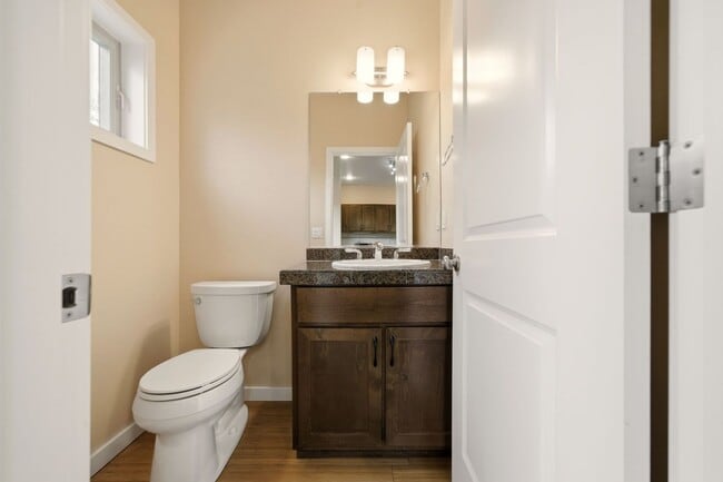 Building Photo - 4104 S Corbett Ave