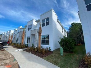 Building Photo - 17214 Blessing Dr