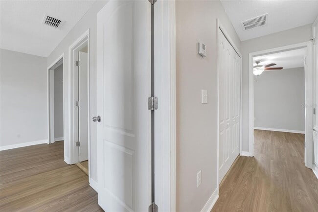 Building Photo - 6477 Sedgeford Dr