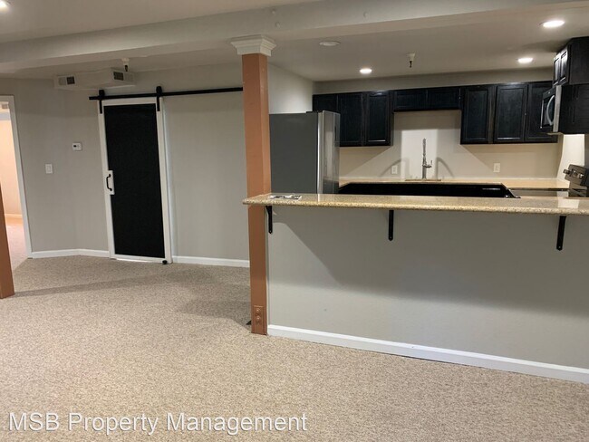 Building Photo - 2289 Bonifacio St