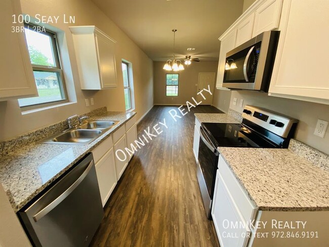 Building Photo - 100 Seay Ln