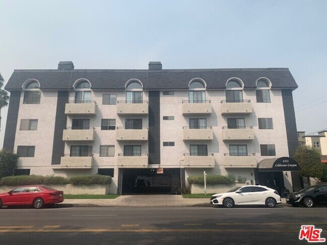 Building Photo - 4353 Coldwater Canyon Ave