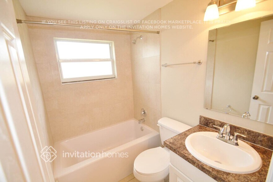 Building Photo - 711 Starke Lake Cir