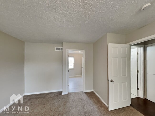 Building Photo - 6576 Canby Pl
