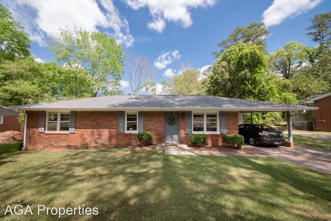 Primary Photo - 4 br, 2 bath House - 180 Sherwood Drive