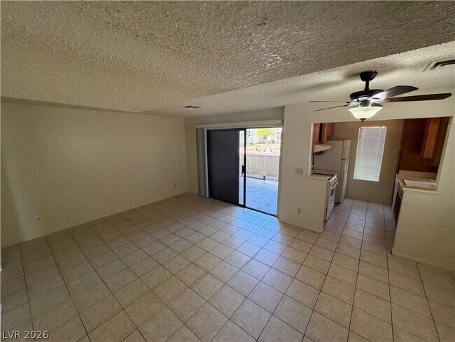 Building Photo - 4736 Nara Vista Way