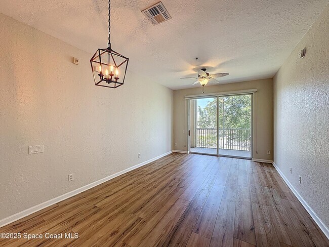 Building Photo - 3848 Lexmark Ln