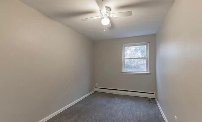 Building Photo - 501 Philmar Ct