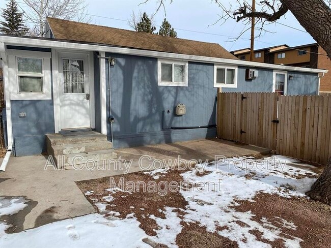 Building Photo - 868 N 14th St