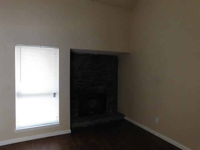 Building Photo - 1511 Grantbrook Ln