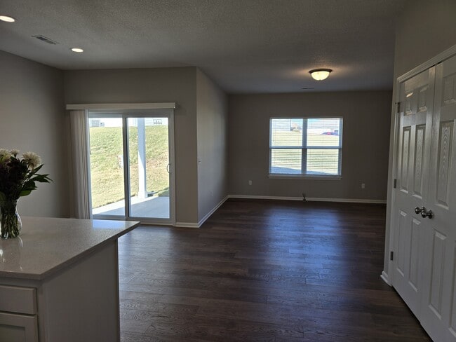 Building Photo - 12219 N Rhode Ct