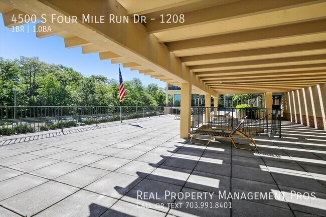Building Photo - 4500 S Four Mile Run Dr