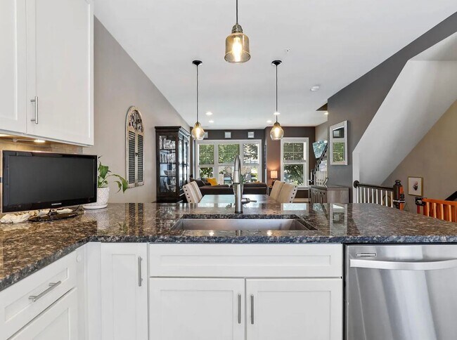 Building Photo - "Coming Soon" 4 level LUXURY @ Crown Farm ...