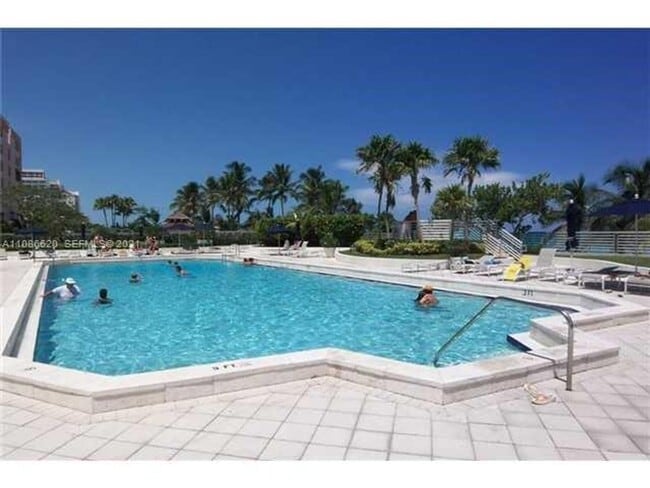 Building Photo - 5151 Collins Ave