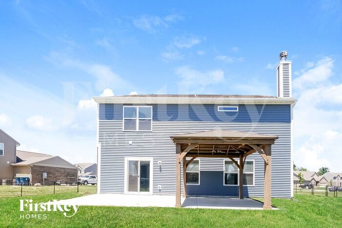 Building Photo - 121 Blue Lace Dr