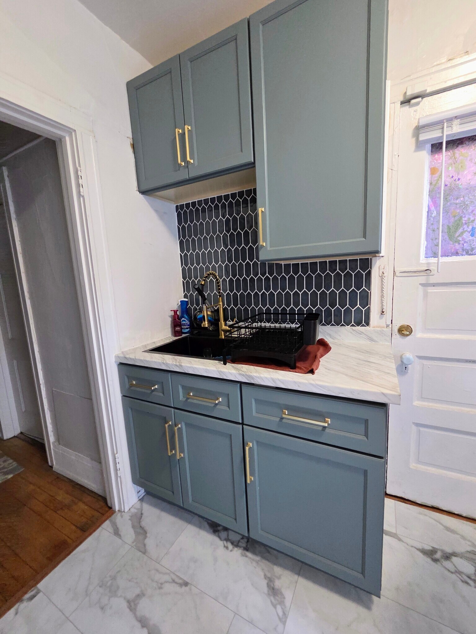 Building Photo - 2622 N Stowell Ave