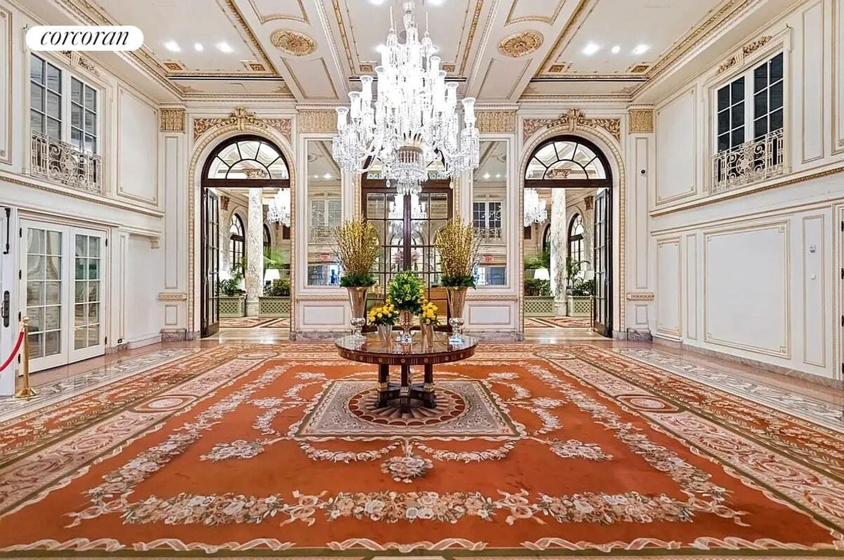 Building Photo - 1 Central Park S