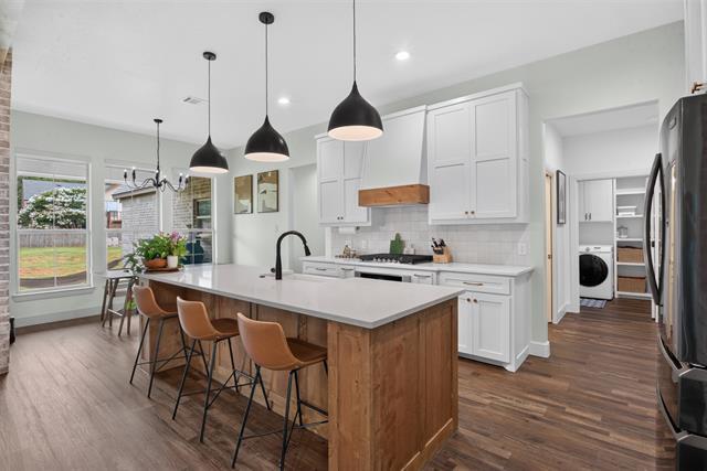 Building Photo - 2604 Candlestick Dr