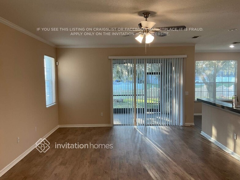 Building Photo - 14824 Cedar Branch Way