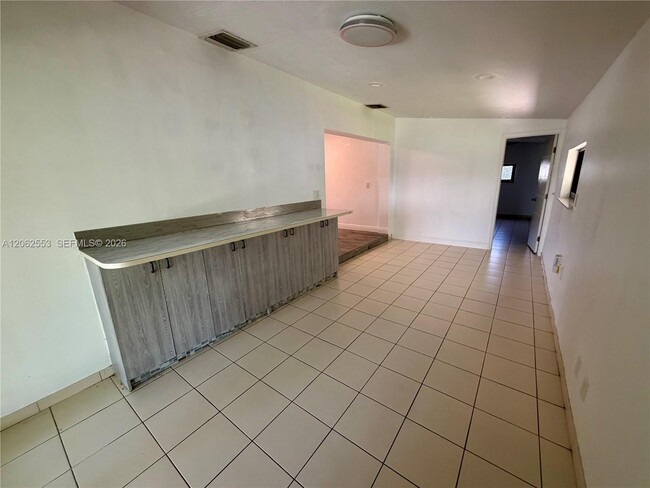 Building Photo - 3310 SW 92nd Pl