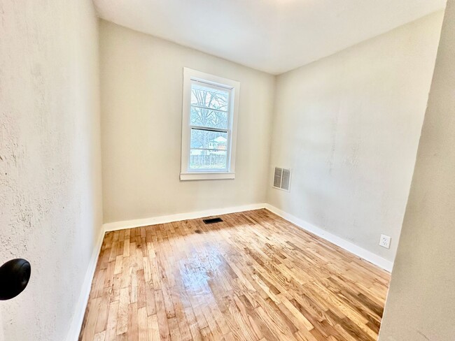 Building Photo - Cedartown Rental