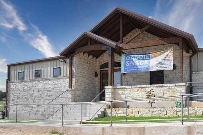 Building Photo - 565 Demarett Dr